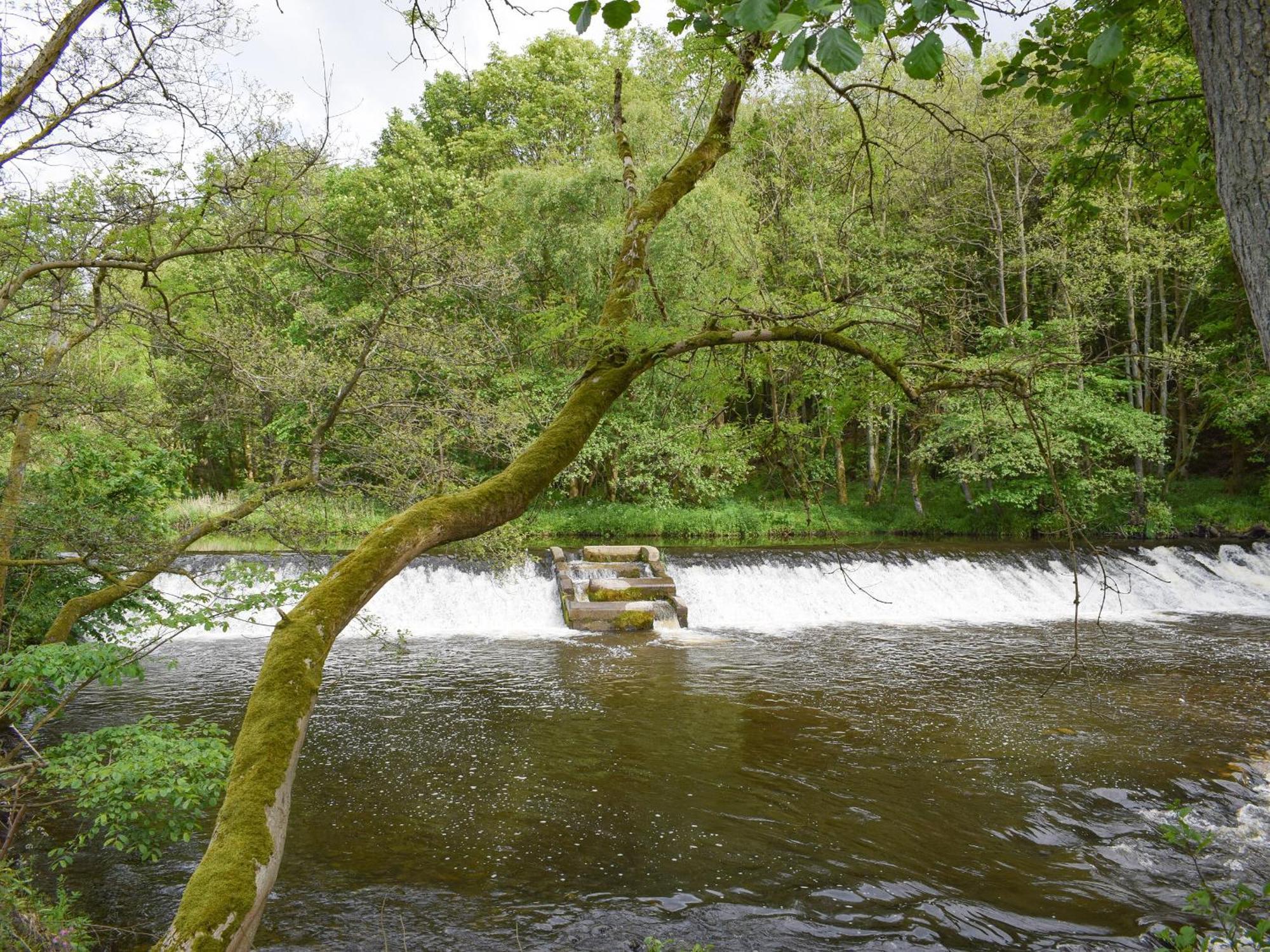 Bridge End Lodge Dollar ภายนอก รูปภาพ